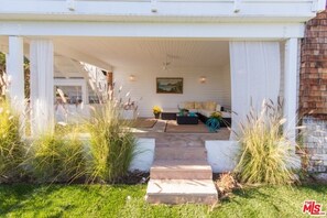 Property grounds - Ocean View Retreat, Pacific Palisades (Los Angeles)