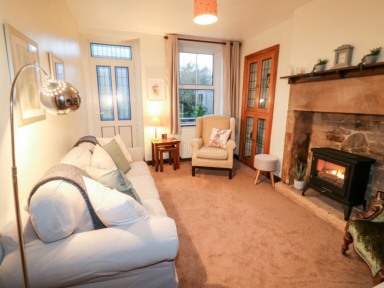 Woodbine Cottage, Family Friendly, With Hot Tub In Winster - Bakewell