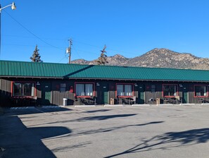 บริเวณภายนอก