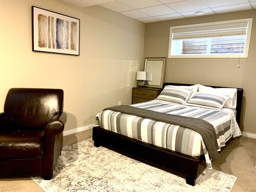Basement Studio with Separate Entrance