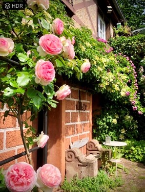 Exterior detail - Cottage (Heiligenberg)