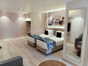 City view - Regenta Suites Gurugram, Sector 49 Sohna Road (Gurugram)