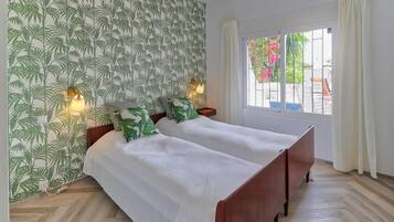 3 habitaciones, tabla de planchar con plancha y wifi gratis
