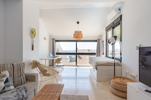 5 slaapkamers, een strijkplank/strijkijzer, gratis wifi, beddengoed