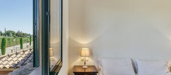 Villa Brenda Torremirona Resort con piscina compartida, jardín, terrazas, barbacoa y Wi-Fi