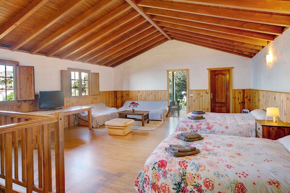 2 dormitorios, wifi gratis, ropa de cama