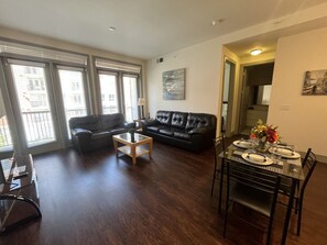 TV - Pool View Furnished Apartment in Spring, TX (Spring)