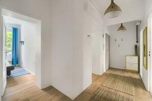 Apartment | 3 Schlafzimmer, Bügeleisen/Bügelbrett, kostenloses WLAN, Bettwäsche