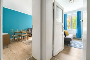 Apartment | 3 Schlafzimmer, Bügeleisen/Bügelbrett, kostenloses WLAN, Bettwäsche