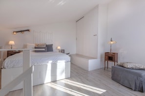 1 Schlafzimmer, Bügeleisen/Bügelbrett, Bettwäsche