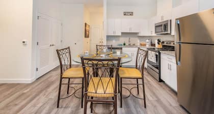 Beautiful Luxury Apartment in Downtown Bound Brook