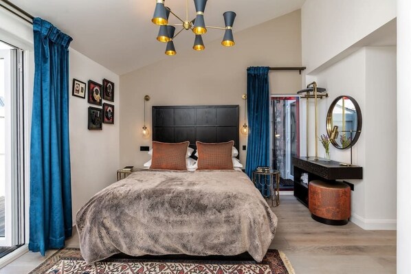 2 bedrooms, iron/ironing board, travel crib, WiFi