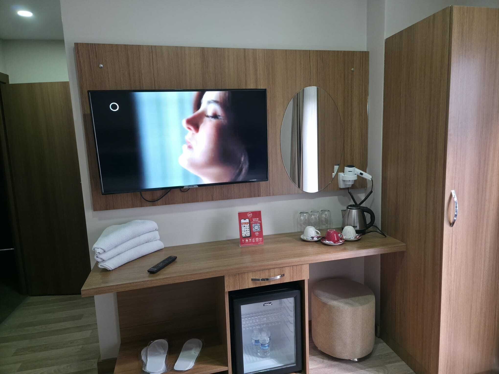 Doppia Economy | Area soggiorno | Smart TV 50 pollici con canali via cavo