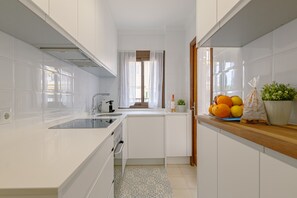 Fridge, microwave, oven, dishwasher - Nice 4You by Rentallorca (Puerto de Alcudia)