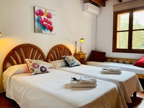 3 camere, ferro/asse da stiro, Wi-Fi gratuito, lenzuola