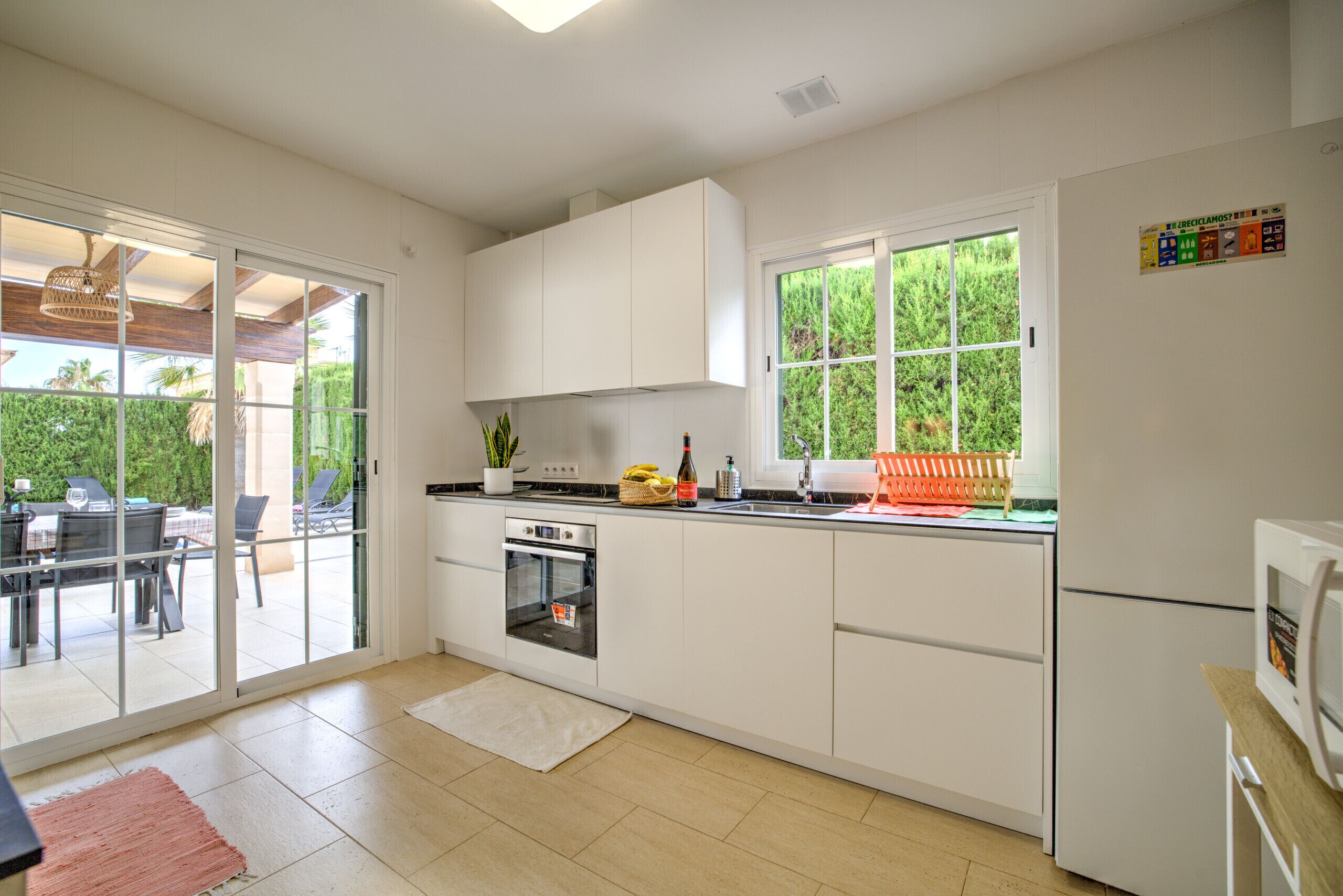 Frigorífic, microones, forn i rentaplats 