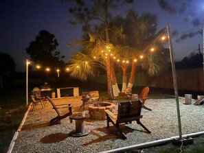 Terrace/patio - RANCHO LOS PINOS POOL TIKI/Private backyard & boat parking to have fun and relax (Clewiston)