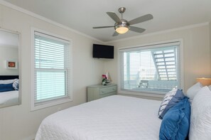 4 camere, ferro/asse da stiro, Wi-Fi, lenzuola