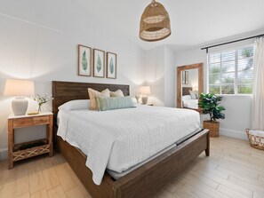 3 bedrooms, iron/ironing board, travel crib, free WiFi
