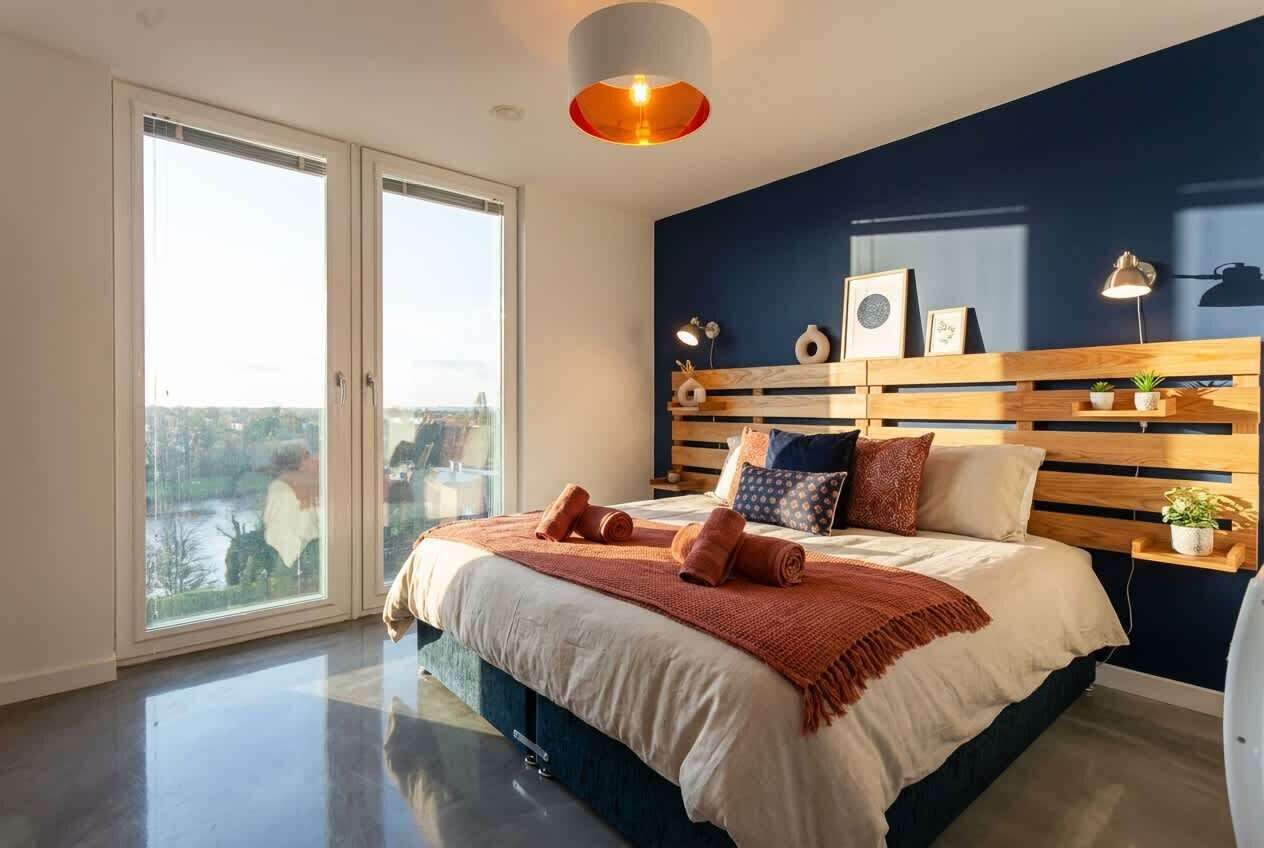 2 soverom, strykejern/-brett, wi-fi og sengetøy