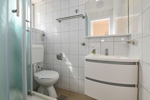 تجهيزات دش، مجففات شعر، مناشف، صابون