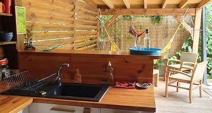 Charming bungalow with private pool