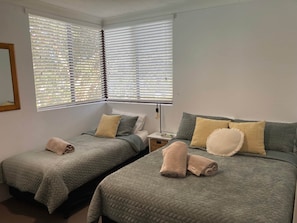 2 bedrooms, iron/ironing board, WiFi, bed sheets
