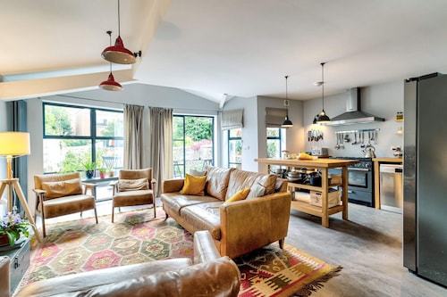 Port Meadow View | Oxford Holiday Let | 3 Beds & Sleeps 6