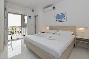 Comfort Room, Terrace | In-room safe, blackout drapes, iron/ironing board, free WiFi