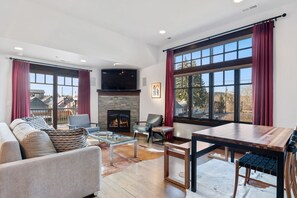 TV, fireplace - Downtown Condo on Railway  | 2 Bed, 2 Bath (Whitefish)