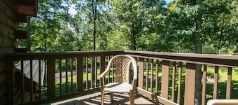 Eagle Bend Lodge-center of Pine Creek Rail Trail