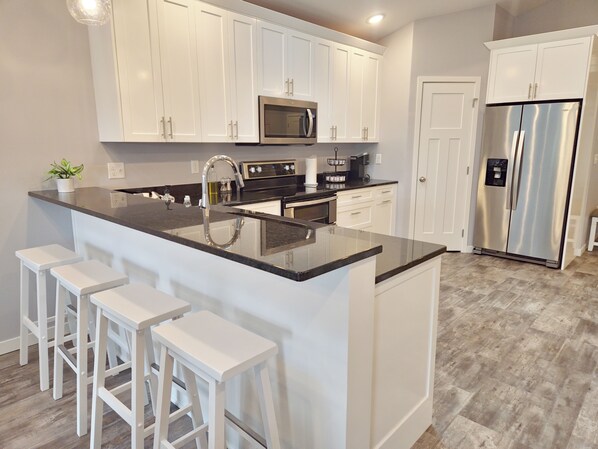 Microwave, oven, stovetop, dishwasher