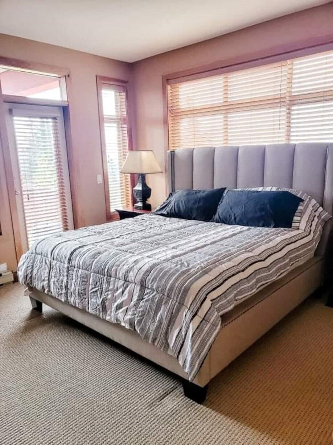 3 bedrooms, free WiFi, bed sheets, wheelchair access