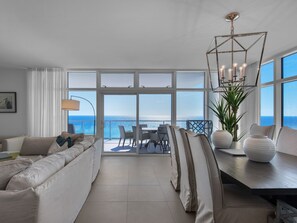 Smart TV, DVD player