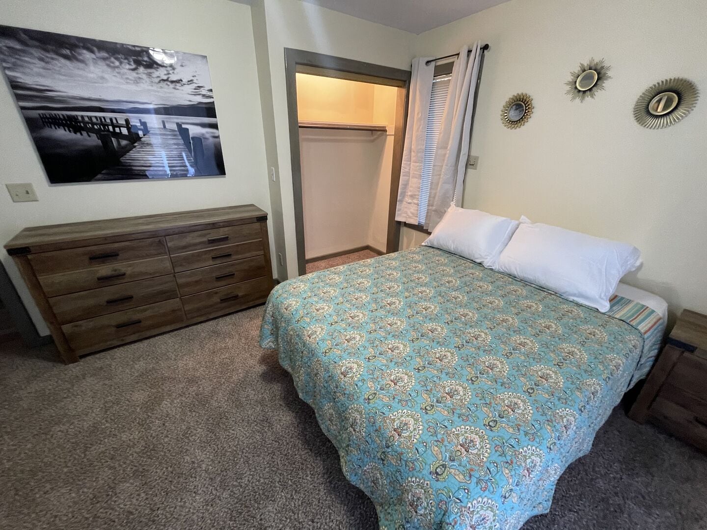 7 bedrooms, iron/ironing board, free WiFi, bed sheets