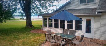 Spacious Home In Lake City, MN With "Dramatic Views" Of Lake Pepin!