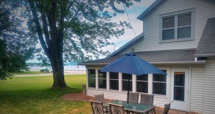 Spacious Home In Lake City, MN With "Dramatic Views" Of Lake Pepin!