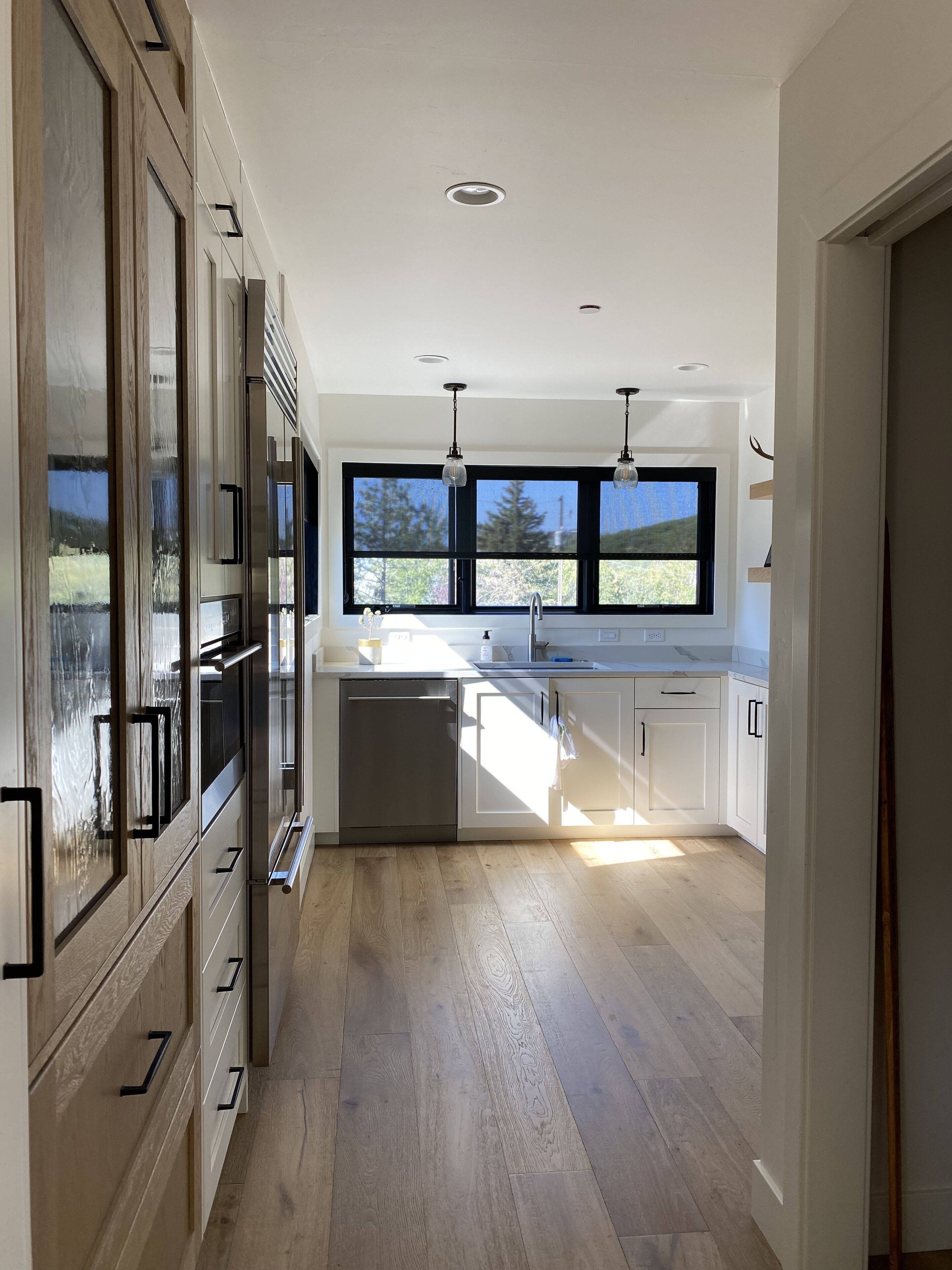 冰箱、微波炉、烤箱、炉灶