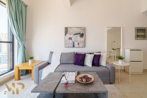 Apartment | Living area | 32-inch Smart TV with cable channels, TV - Marco Polo - Stunning 1 BR With Full Marina View Huge Balcony (Dubai)