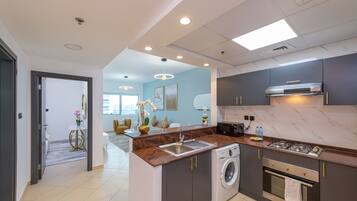 Apartment | Private kitchen | Fridge, microwave, oven, stovetop