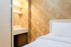 Room | 2 bedrooms, free WiFi, bed sheets - Best Price 2BR at Bassura City Apartment (Jakarta)