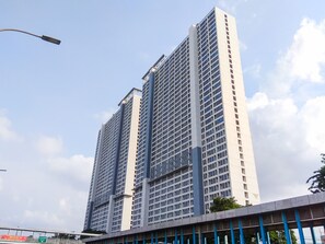Exterior - Tifolia Studio Apartment with Double Bed near LRT Station (Jakarta)