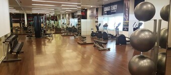 Modern Studio Apartment at Tanglin Tower Supermall Mansion