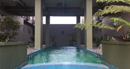 Modern Look Studio Apartment at Grand Asia Afrika