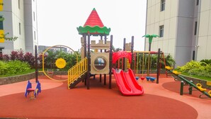 子供用の遊び場 - 屋外