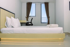 Room | 1 bedroom, free WiFi, bed sheets - Cozy Studio with Single Bed at Evenciio Margonda Apartment (Depok)