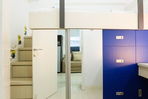 Room | 2 bedrooms, free WiFi, bed sheets