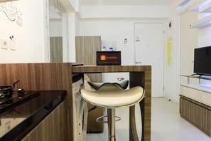 Interior - Elegant 2BR Bassura City Cipinang Apartment (Jakarta)