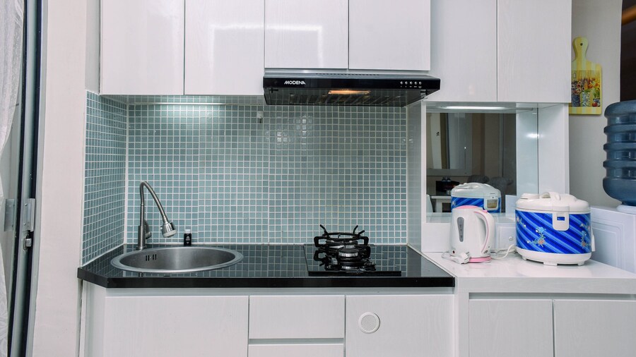 Comfortable Combined Unit 3BR at Bassura City Apartment near Mall