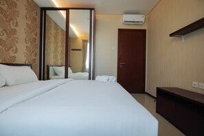 2 bedrooms, free WiFi, bed sheets - Strategic 2BR Apartment @ Thamrin Residence (Jakarta)
